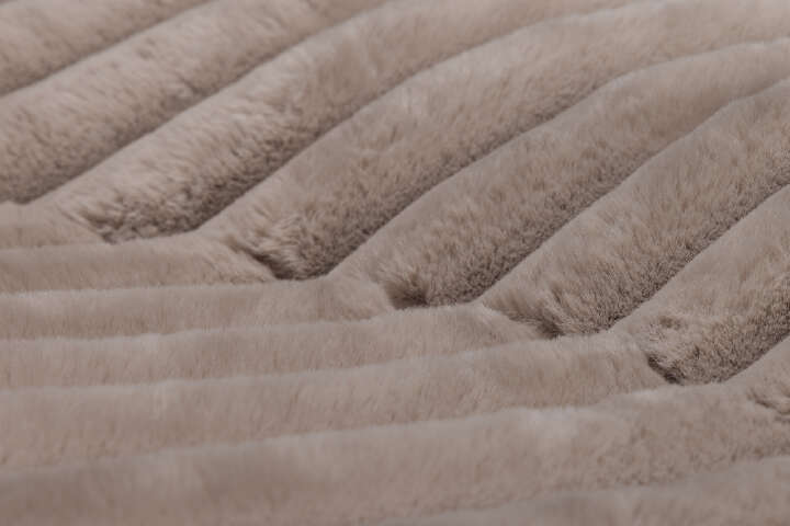 Designed by Lotte Hundekissen Reza Rund